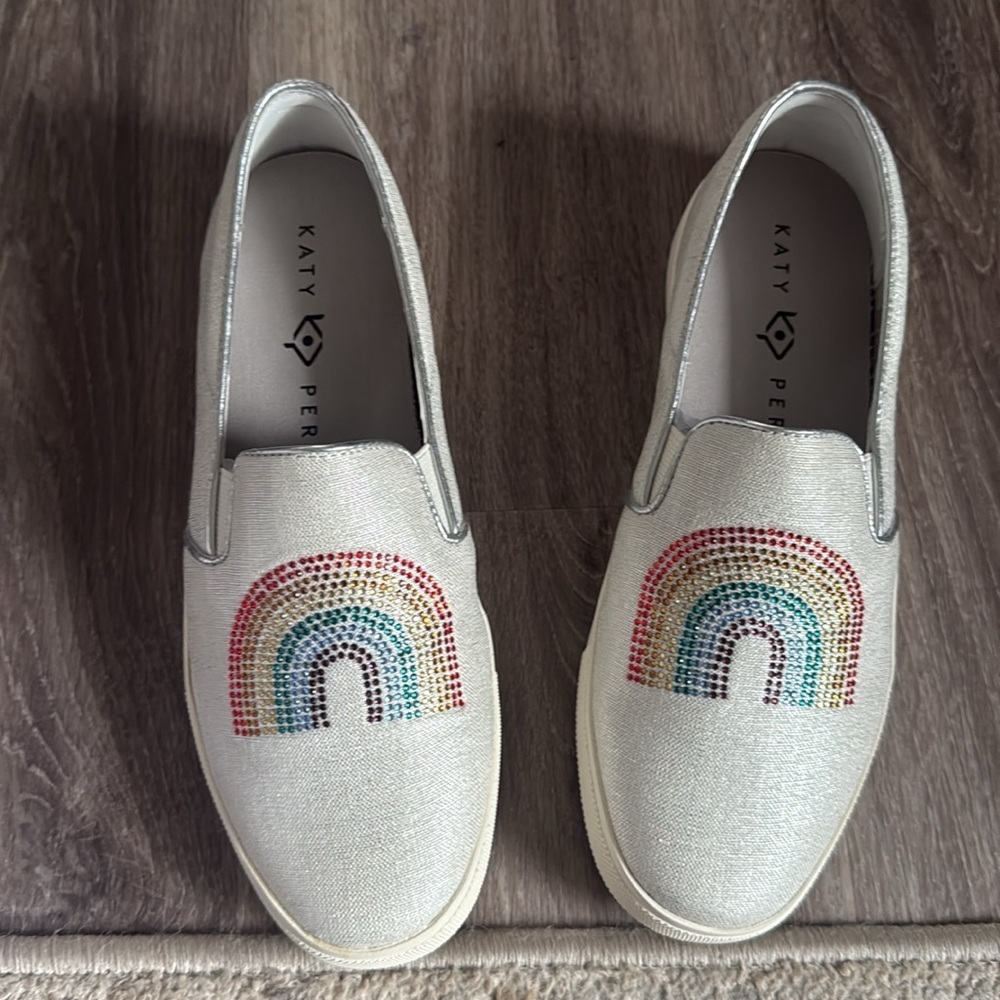 The Kerry Canvas Rainbow Applique Slip-Ons 7 Women’s Comfort Sneaker Shoes